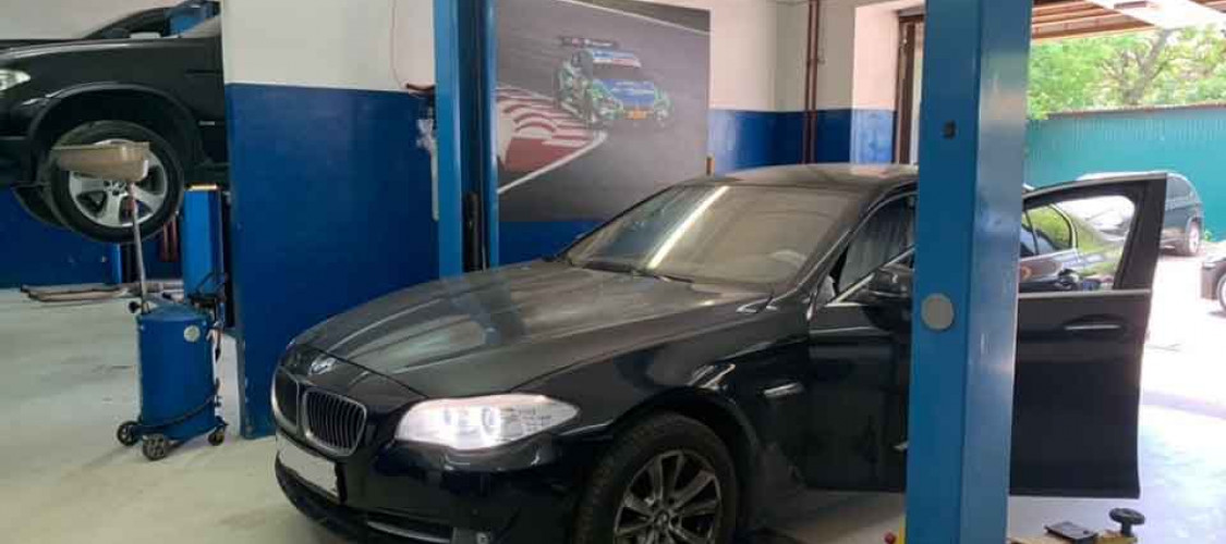 Замена цепи ГРМ и масляного насоса на F10 520i