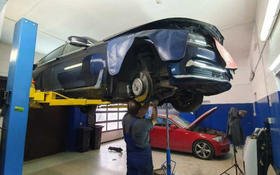 Замена сайлентблоков рычагов БМВ