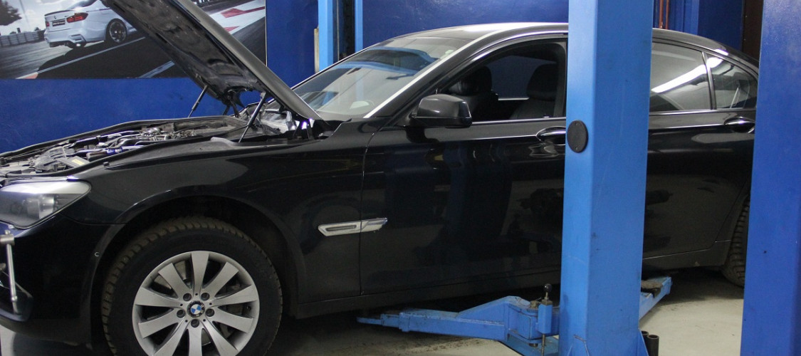 Замена маслосъемных колпачков и ремонт турбин БМВ - N63B44A