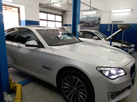 Ремонт БМВ F01 F02